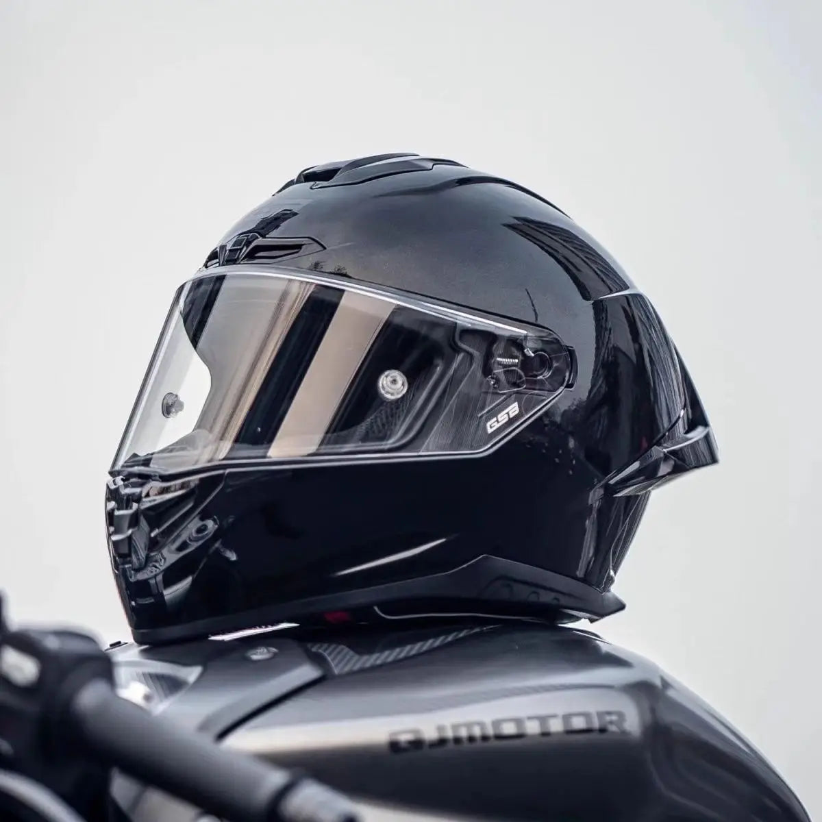 Bluetooth Smart Cycling Helmet – Built-in Communication, All-Season, S–XXXL